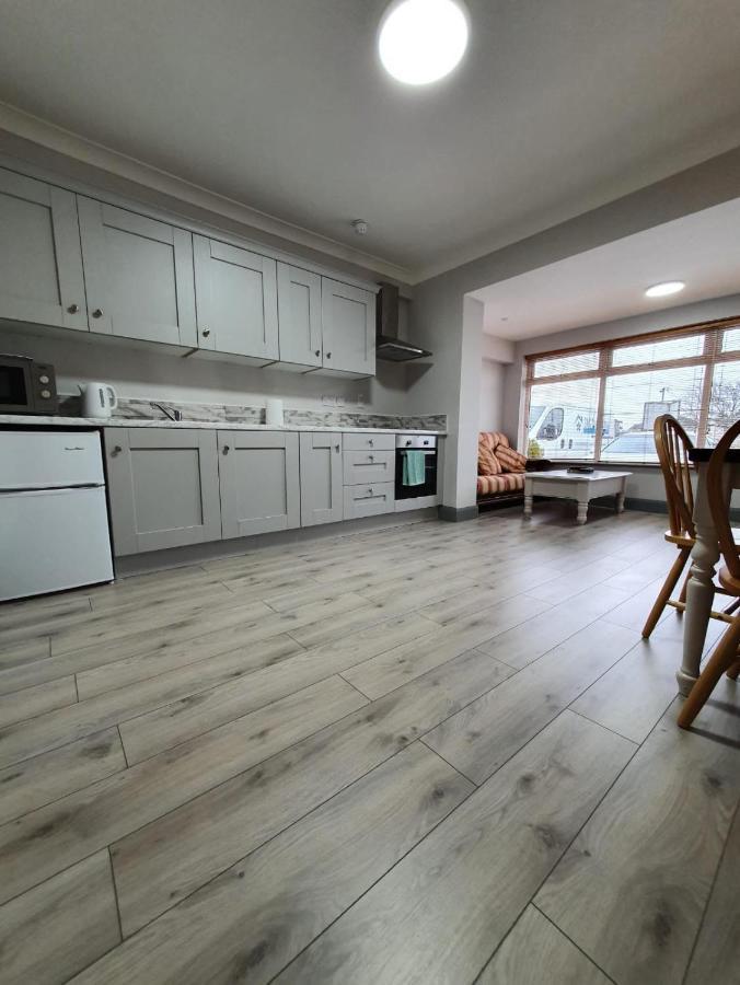 Brookville Guesthouse 털러모어 외부 사진